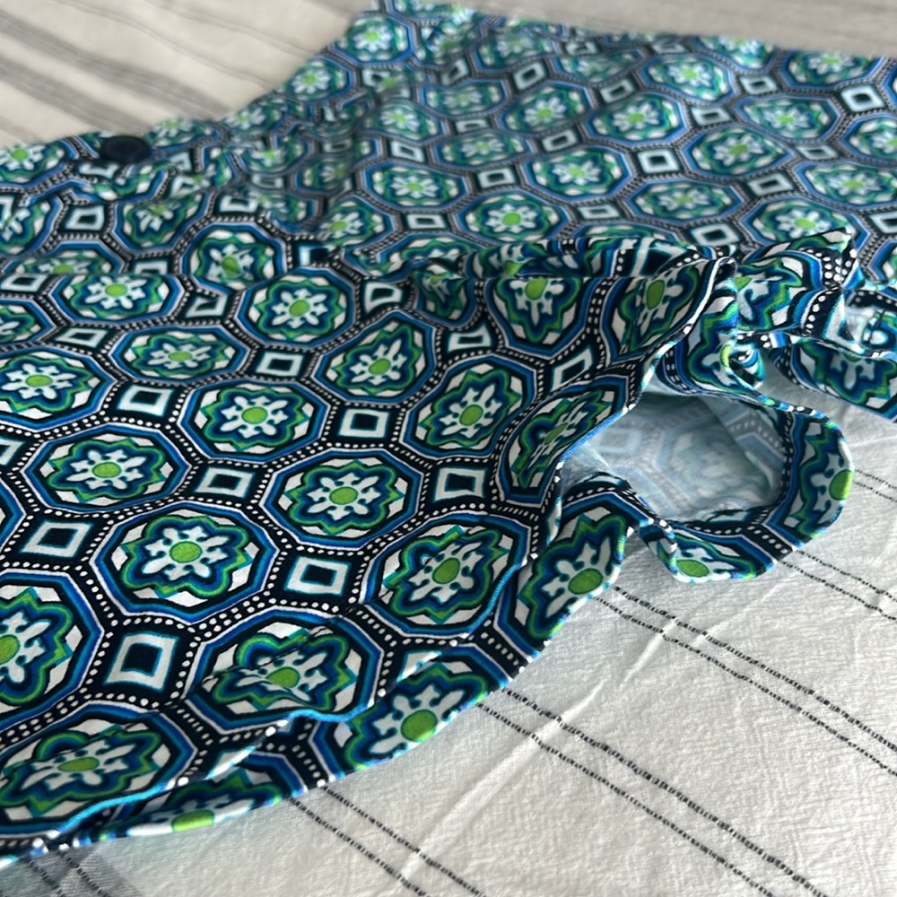 Crown & Ivy Multicolor Geometric Shorts Size 12 Cotton Twill 4 Pocket Zipper - Picture 2 of 5